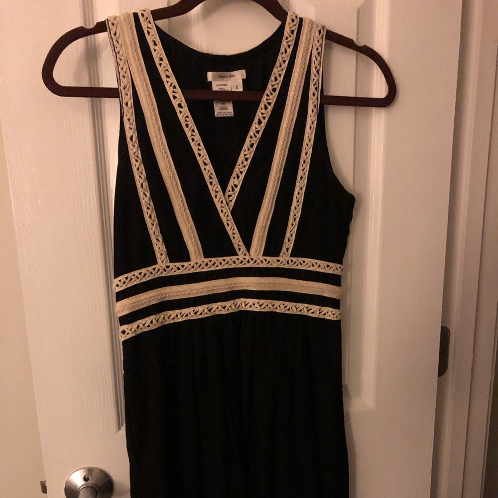 Black and cream embroidered dress